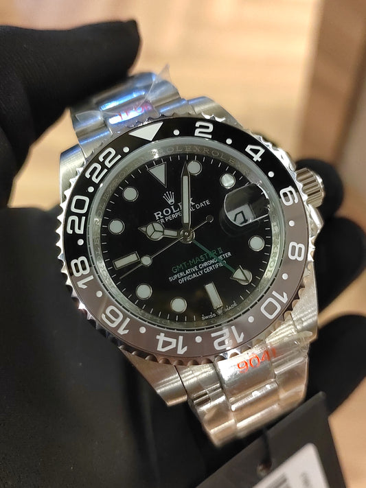 ساعة  جي ام تي ماستر - بروس واين