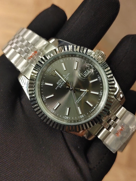 ساعة  ديت جست سوار جوبلي - لون مميز